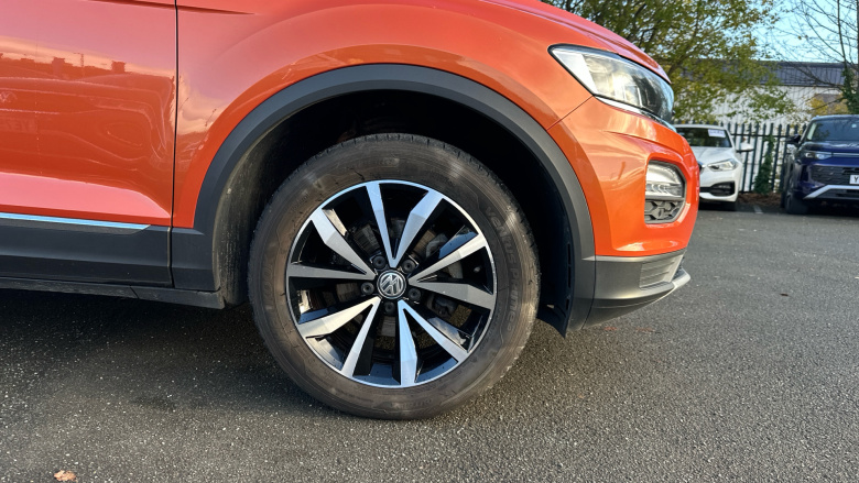 Volkswagen T-Roc 1.5 TSI EVO Design 5dr DSG Petrol Hatchback